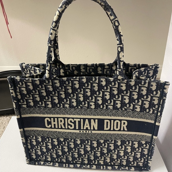 DIOR BOOK TOTE BLACK/WHITE - Picture 1 of 3